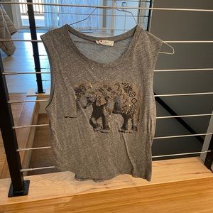 Elephant muscle tank